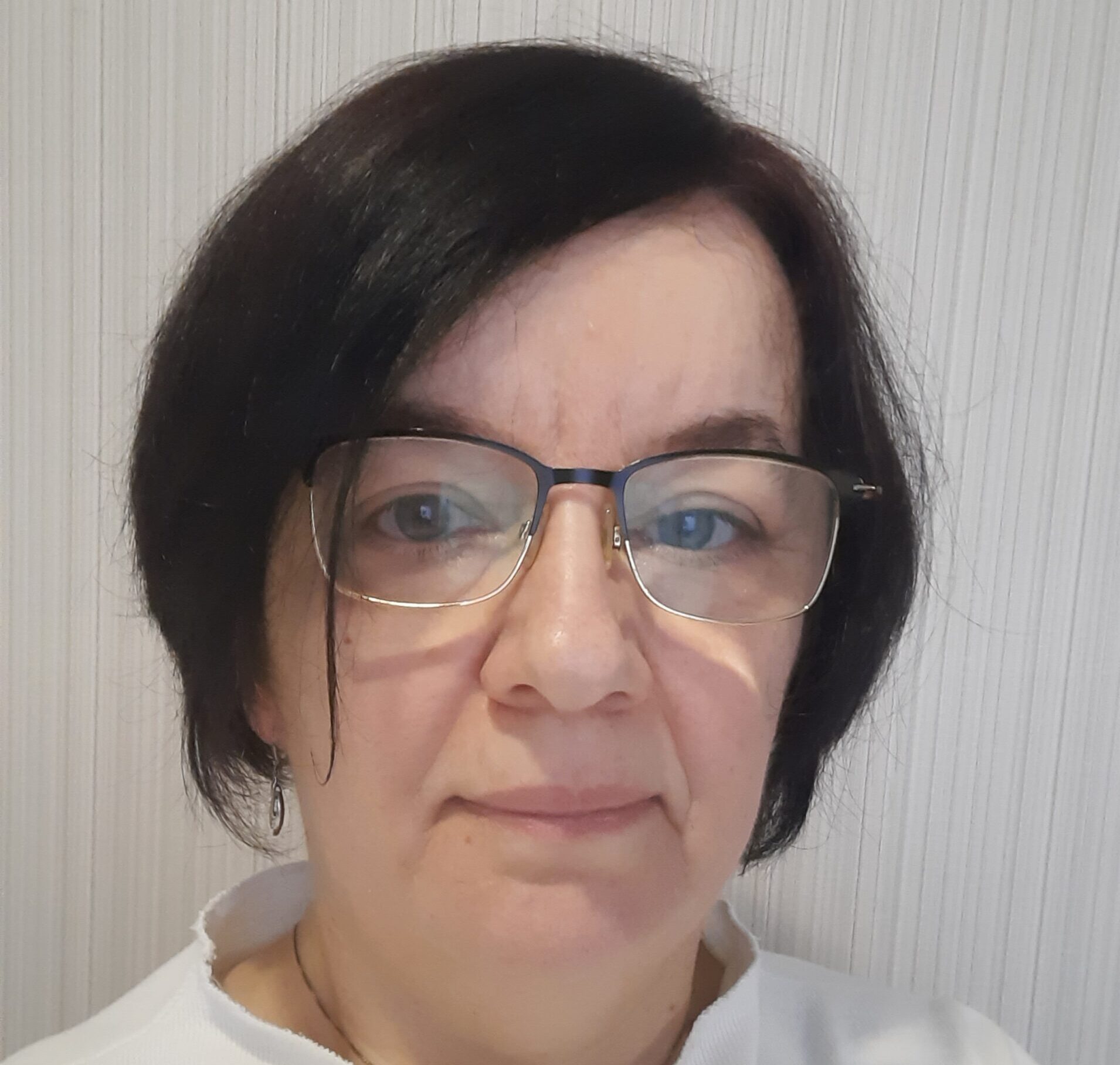 Dr. Szabó Andrea